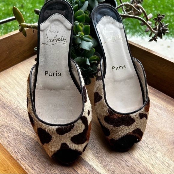 Christian Louboutin Animal Print Calf Hair Slides Sandals | Size 36 US 6 w/ Box - Picture 11 of 15
